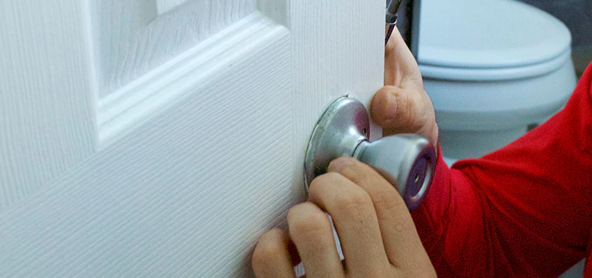 Vintage Door Knob Replacement in Sunnyslope, CA